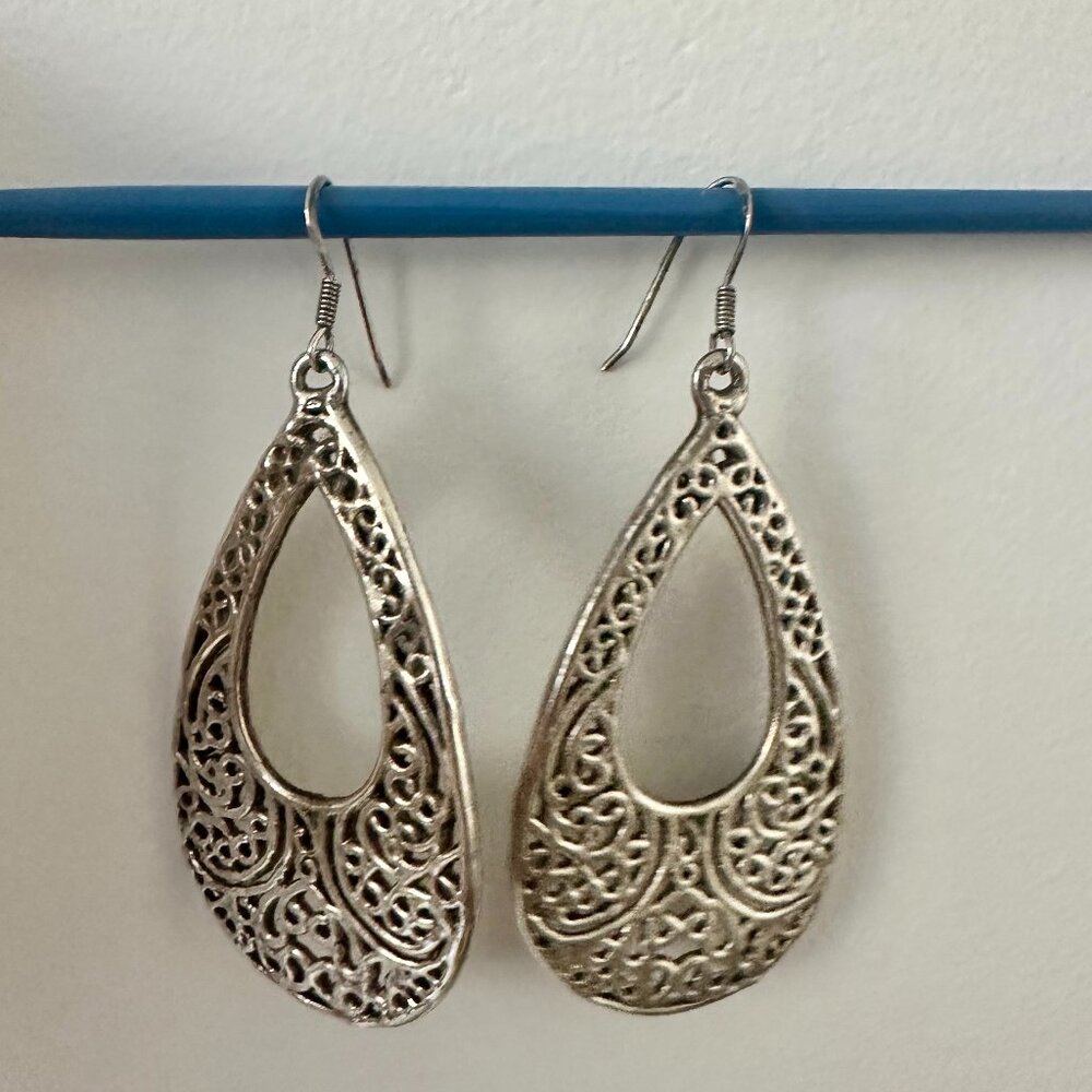 E&L Sterling Silver Filigree Teardrop Earrings